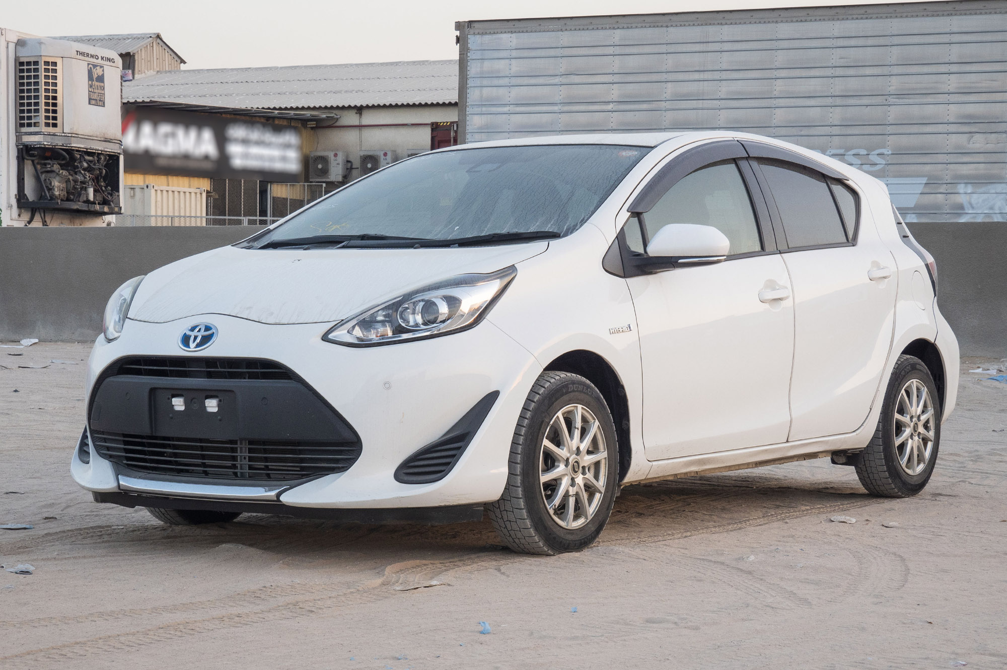 
								Toyota Aqua Model 2020 full									