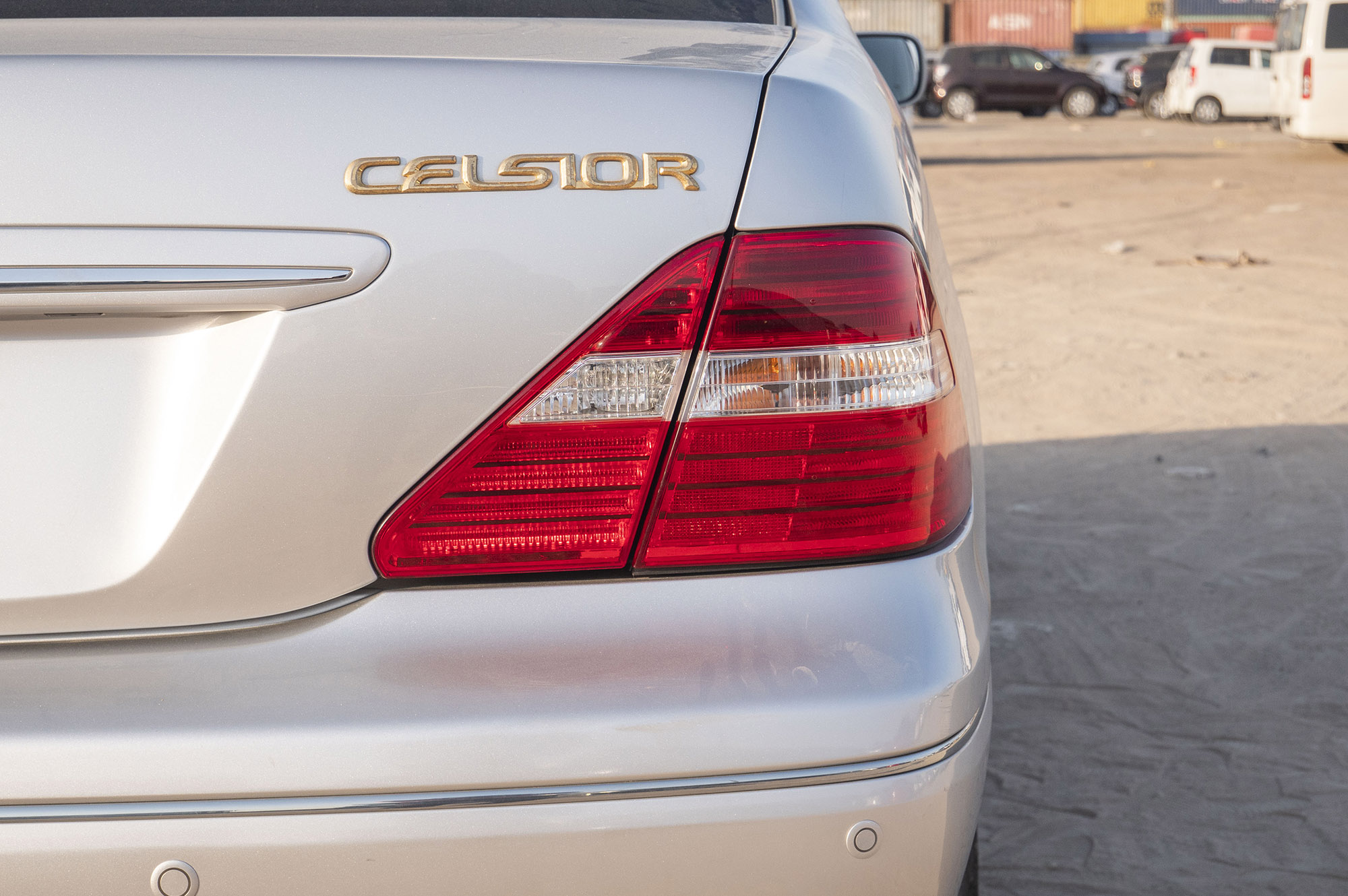 
								Toyota Celsior C Model 2005 full									